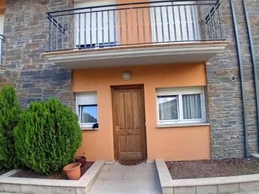 Casa amb balcó en venda a La Seu d'Urgell