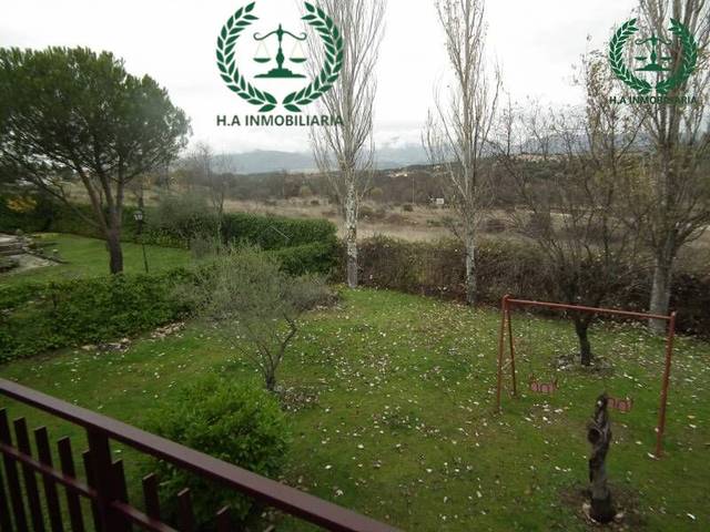 Casa-chalet en Venta en Pedrezuela