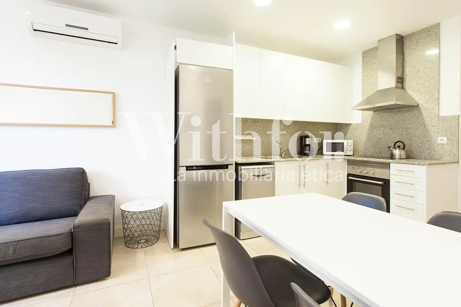 Kitchen of Flat for sale in Barcelona  with Air Conditioner, Heating and Parquet flooring