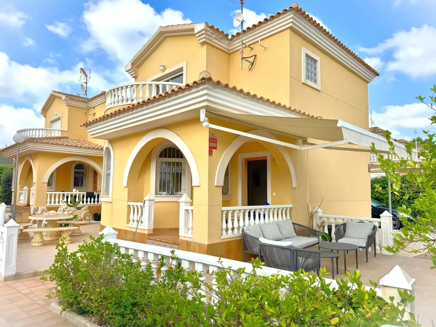Villa avec terrasse à vendre à Orihuela Costa