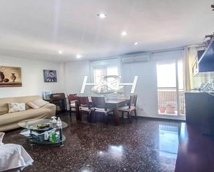Sala d'estar de Dúplex en venda en Burjassot amb Aire condicionat, Calefacció i Balcó