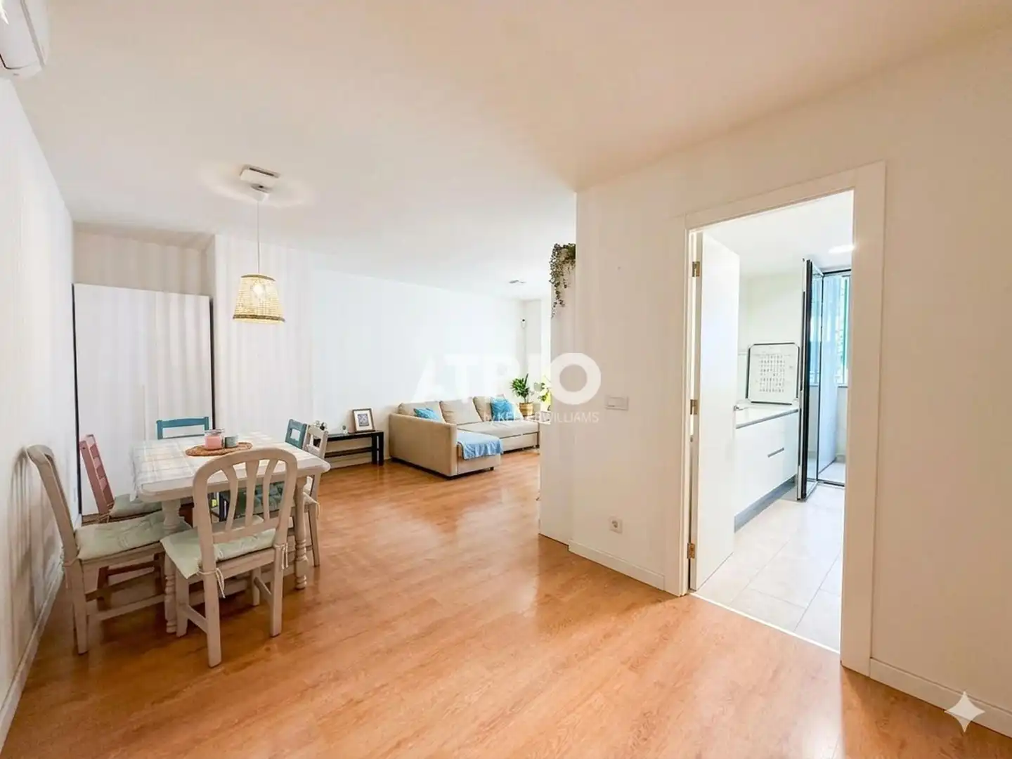 Vista exterior de Piso en venta en  Palma de Mallorca con Aire acondicionado, Terraza y Piscina