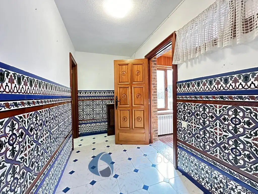 Houses for sale in Lardero  with Air Conditioner, Heating and Private garden