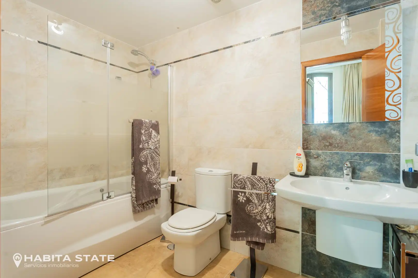 Baño de Piso en venta en Almería con Aire acondicionado, Calefacción y Trastero