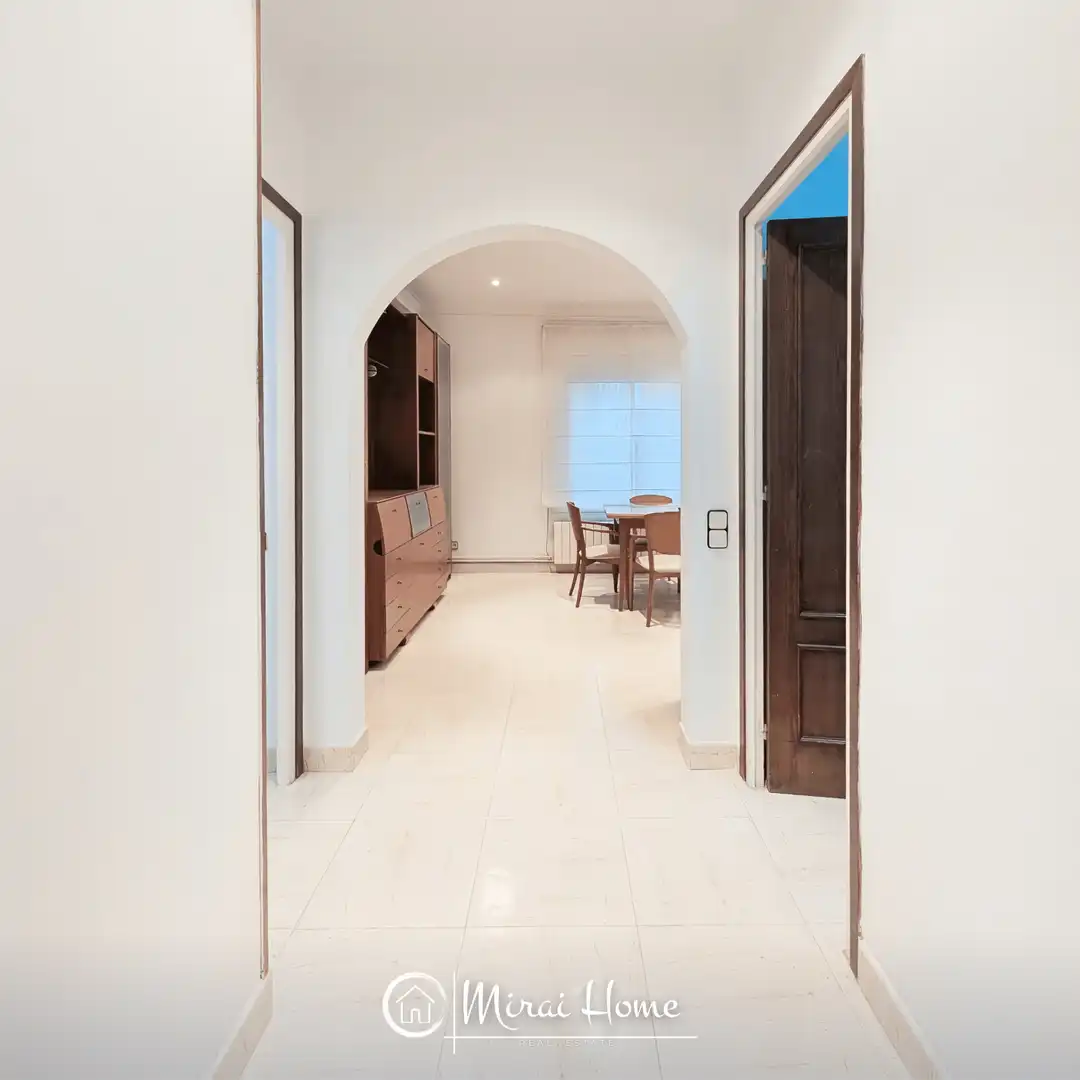 Piso en venta en Barcelona con Calefacción, Amueblado y Horno