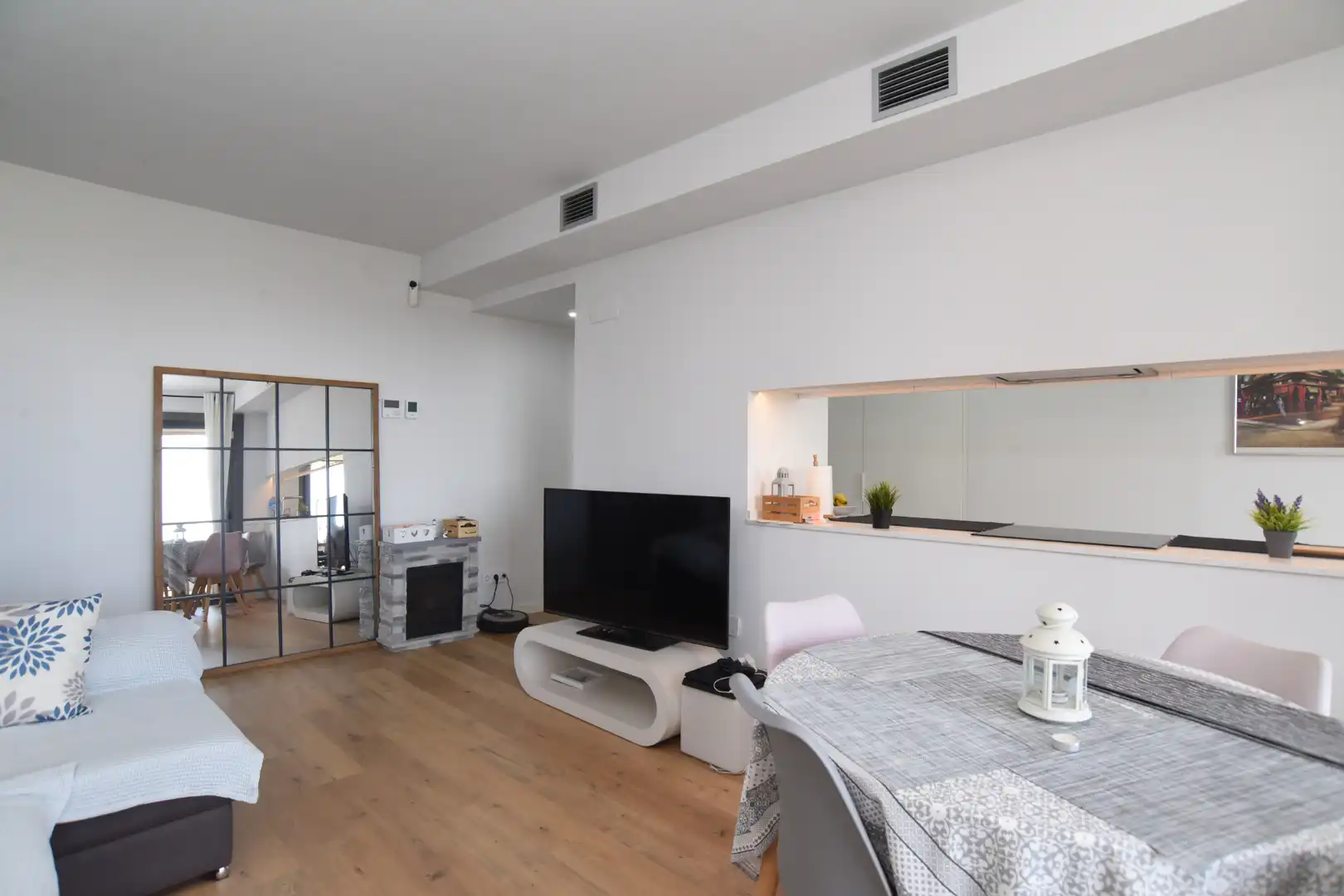 Penthouse with terrace for sale in Carrer de l'Emigrant, imagen 4