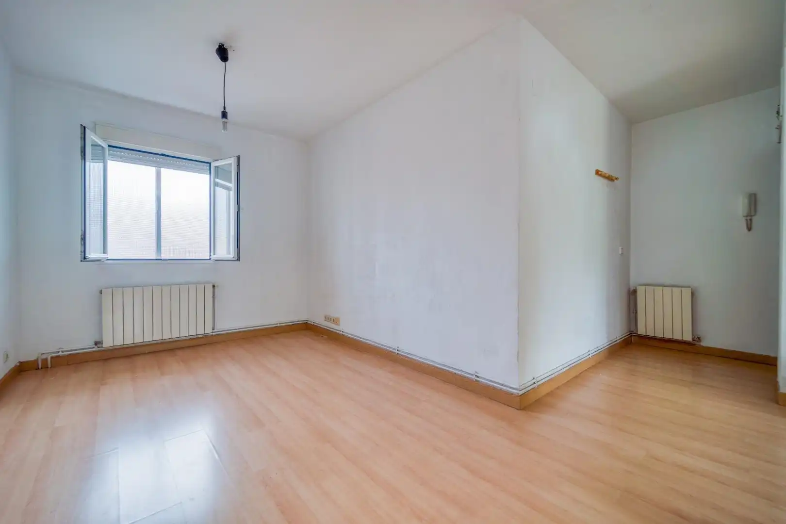 Habitación de Piso en venta en Madrid con Aire acondicionado, Calefacción y Terraza