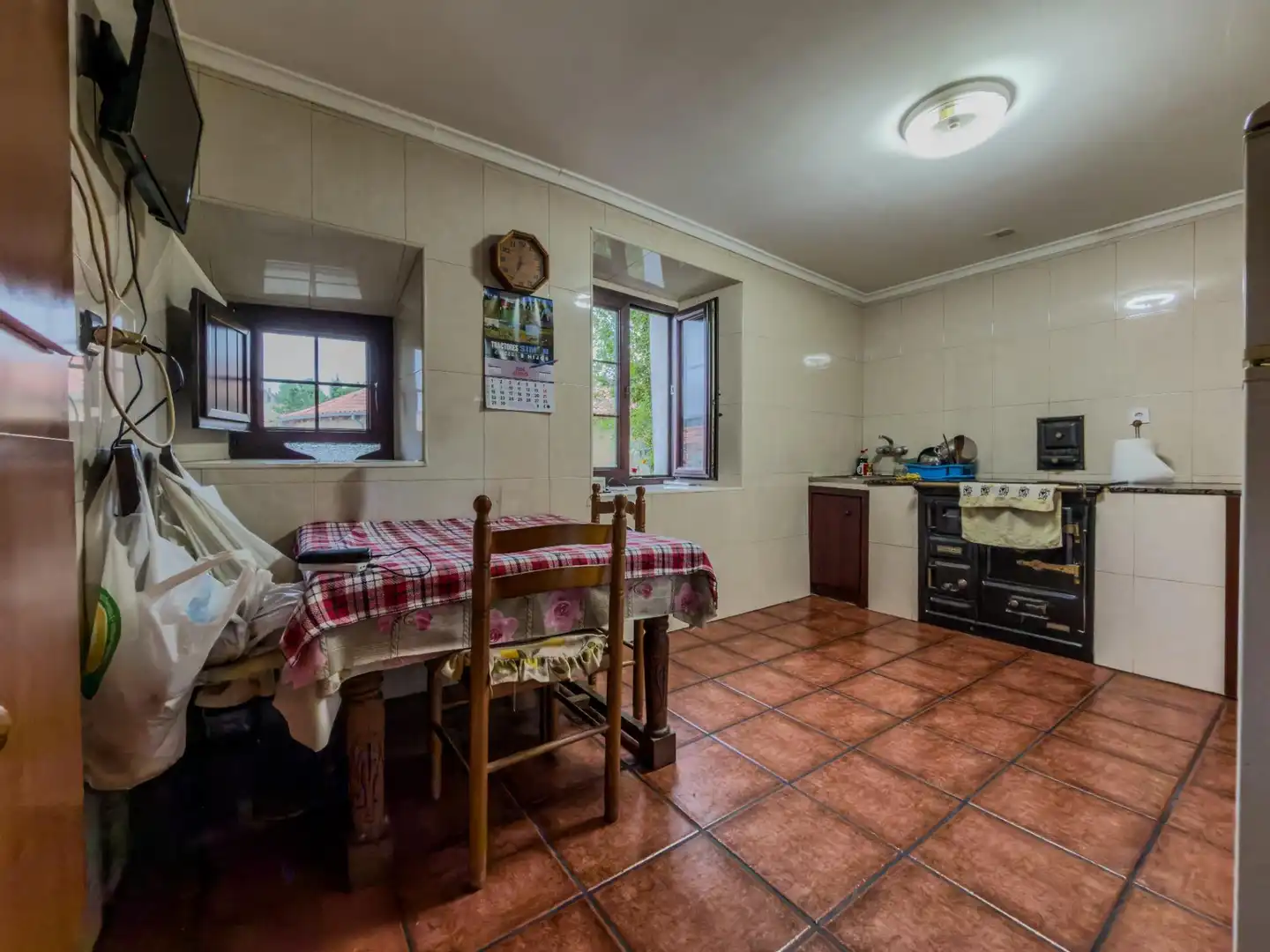 Cuina de Casa o xalet en venda en Alfoz de Lloredo amb Jardí privat, Terrassa i Balcó