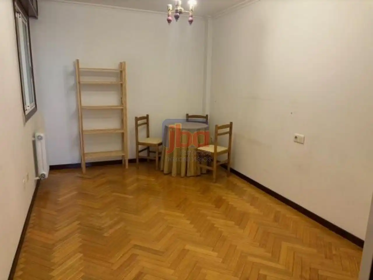 Piso de alquiler en Barbadás con Calefacción, Amueblado y Balcón
