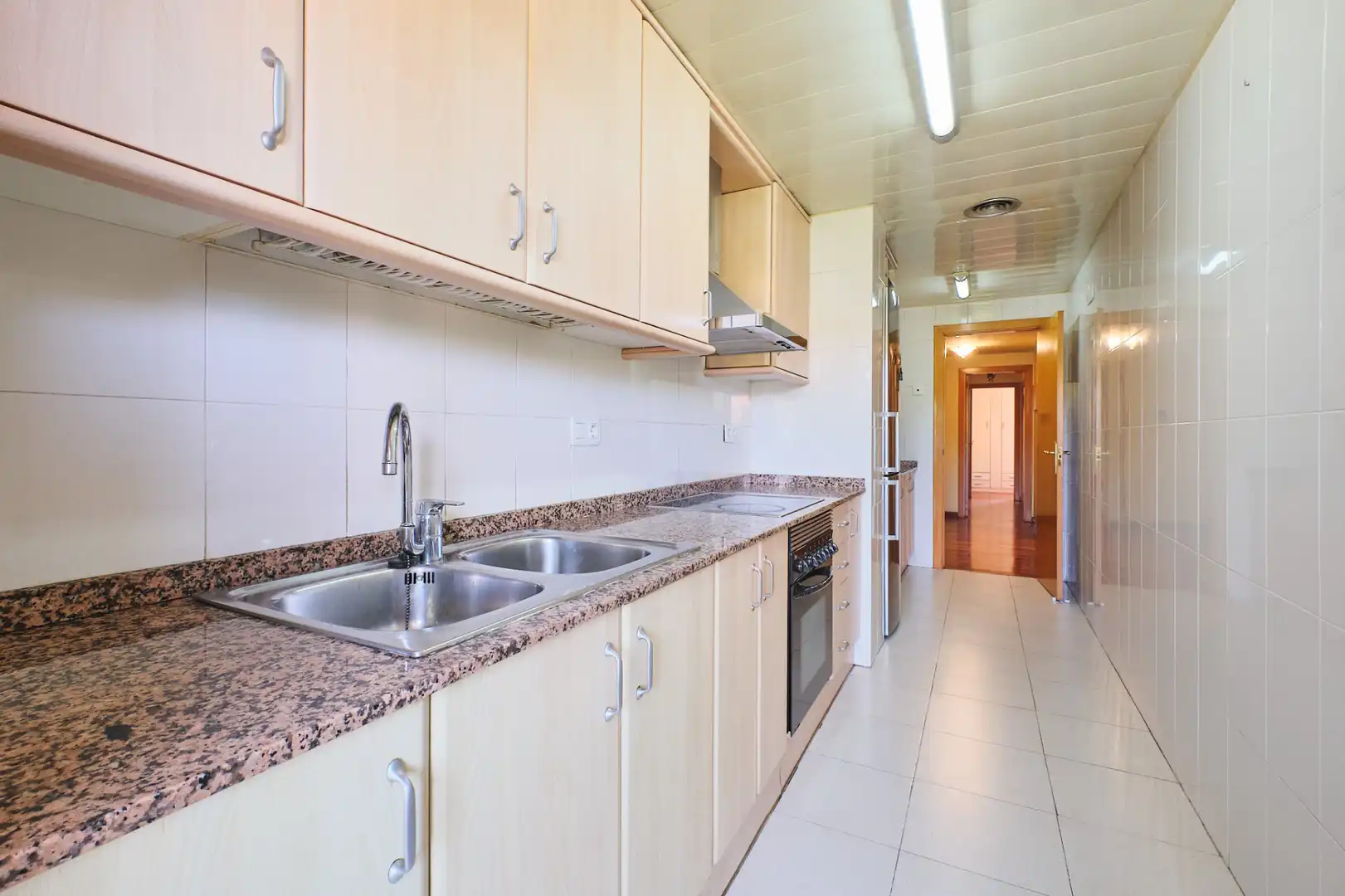 Cocina de Piso en venta en Barcelona con Aire acondicionado, Calefacción y Balcón