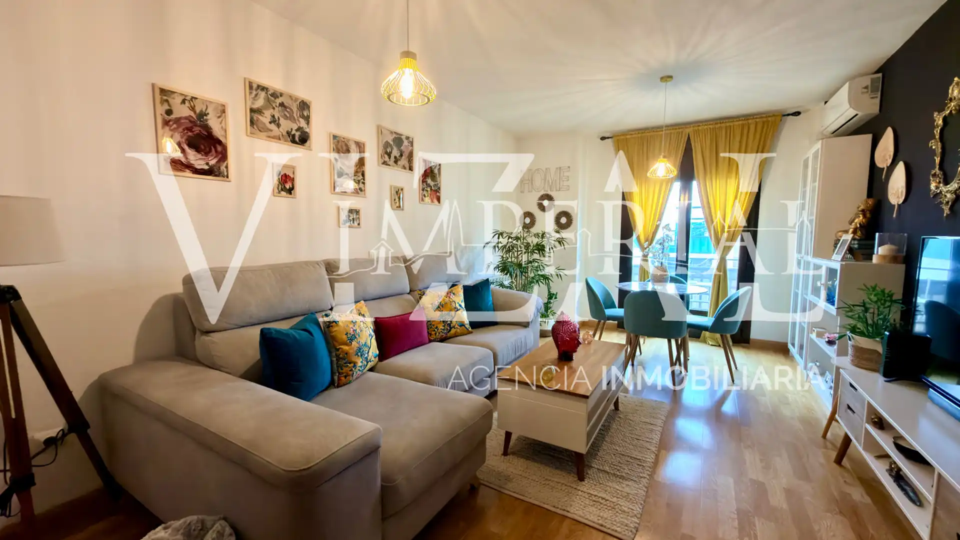 Sala de estar de Dúplex en venta en Yepes con Aire acondicionado, Calefacción y Terraza