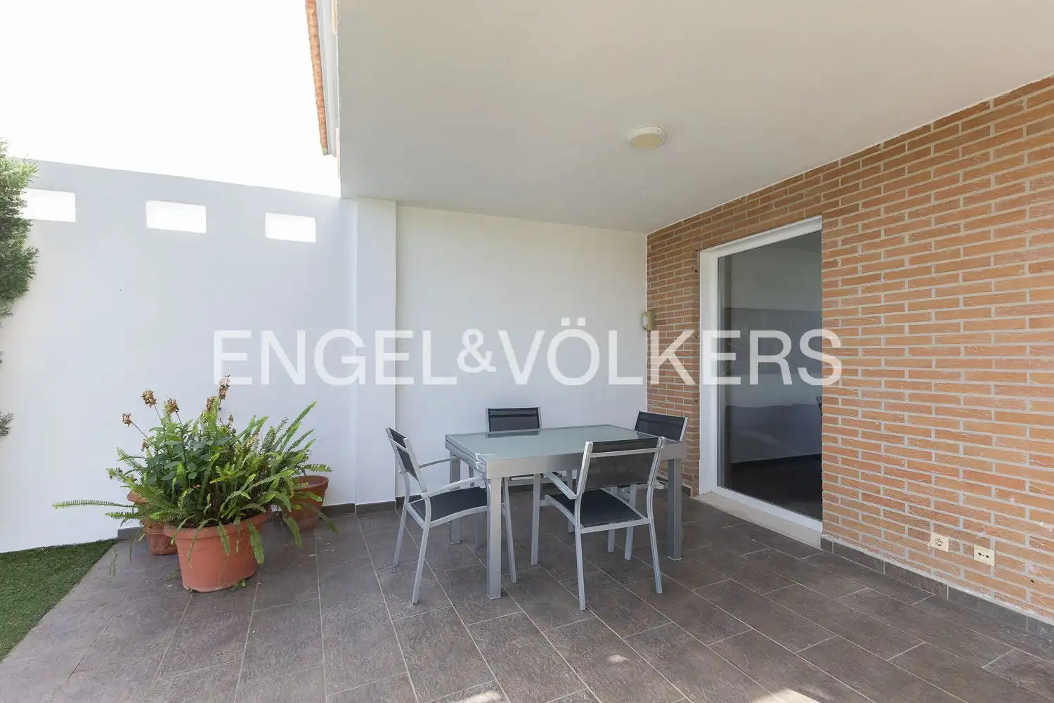 Terrassa de Casa o xalet de lloguer en Riba-roja de Túria amb Calefacció