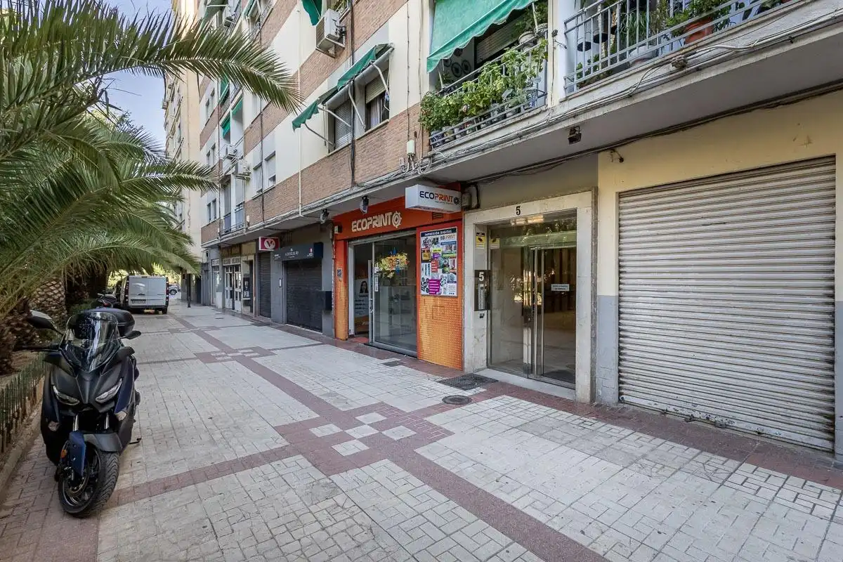 Flat with lift to rent in Genil, imagen 23