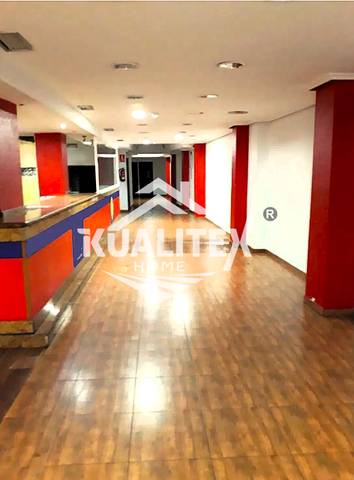 Local comercial en Alquiler en Casco Antiguo