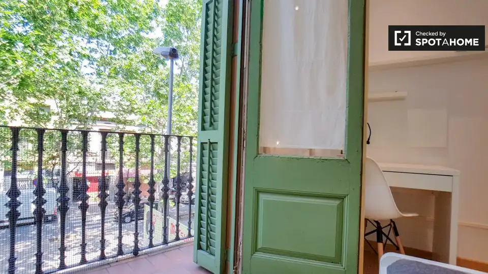 Terraza de Piso para compartir en Barcelona con Aire acondicionado, Calefacción y Terraza
