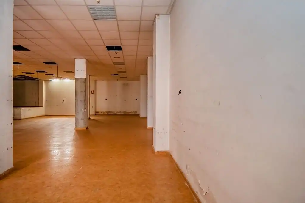Commercial properties for sale in Calle Gallego, Puente Tocinos