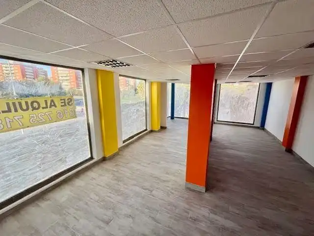 Business premises to rent in Calle JARDINES DE LA ALHAMBRA