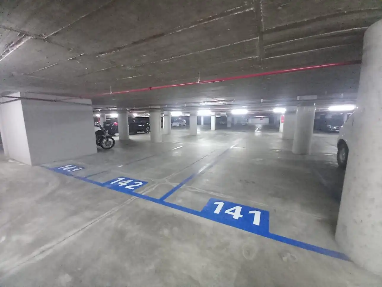 Parkplatz zur Miete in Avenida Edificio Tomás Guillén, imagen 4