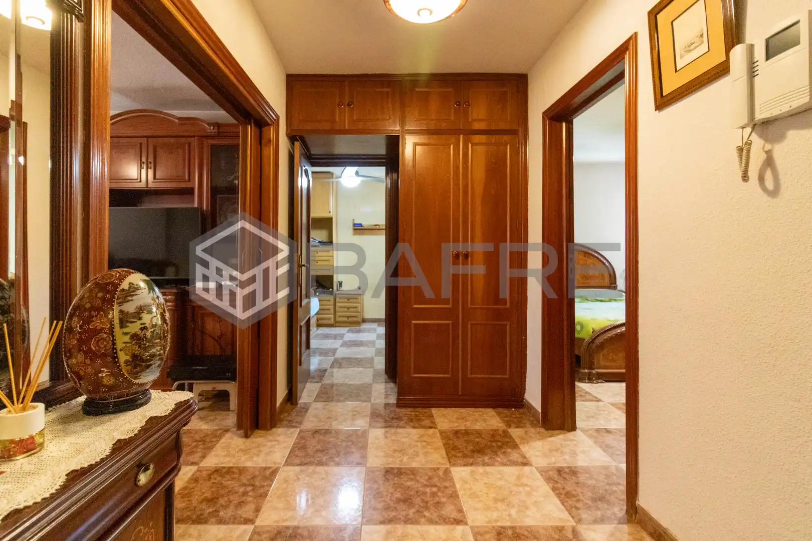 Flat for sale in Madrid  with Air Conditioner