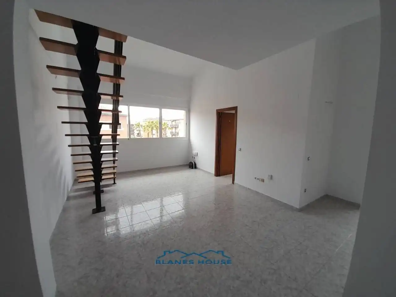 Sala d'estar de Dúplex en venda en Lloret de Mar amb Aire condicionat, Terrassa i Traster