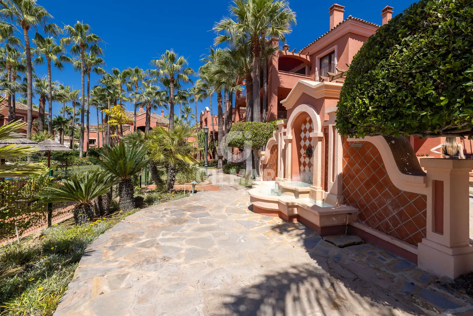 Vista exterior de Apartament en venda en Marbella amb Calefacció, Traster i Piscina