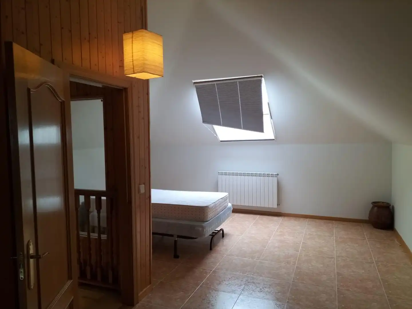 Habitación de Casa adosada en venta en Grijota con Calefacción, Jardín privado y Terraza