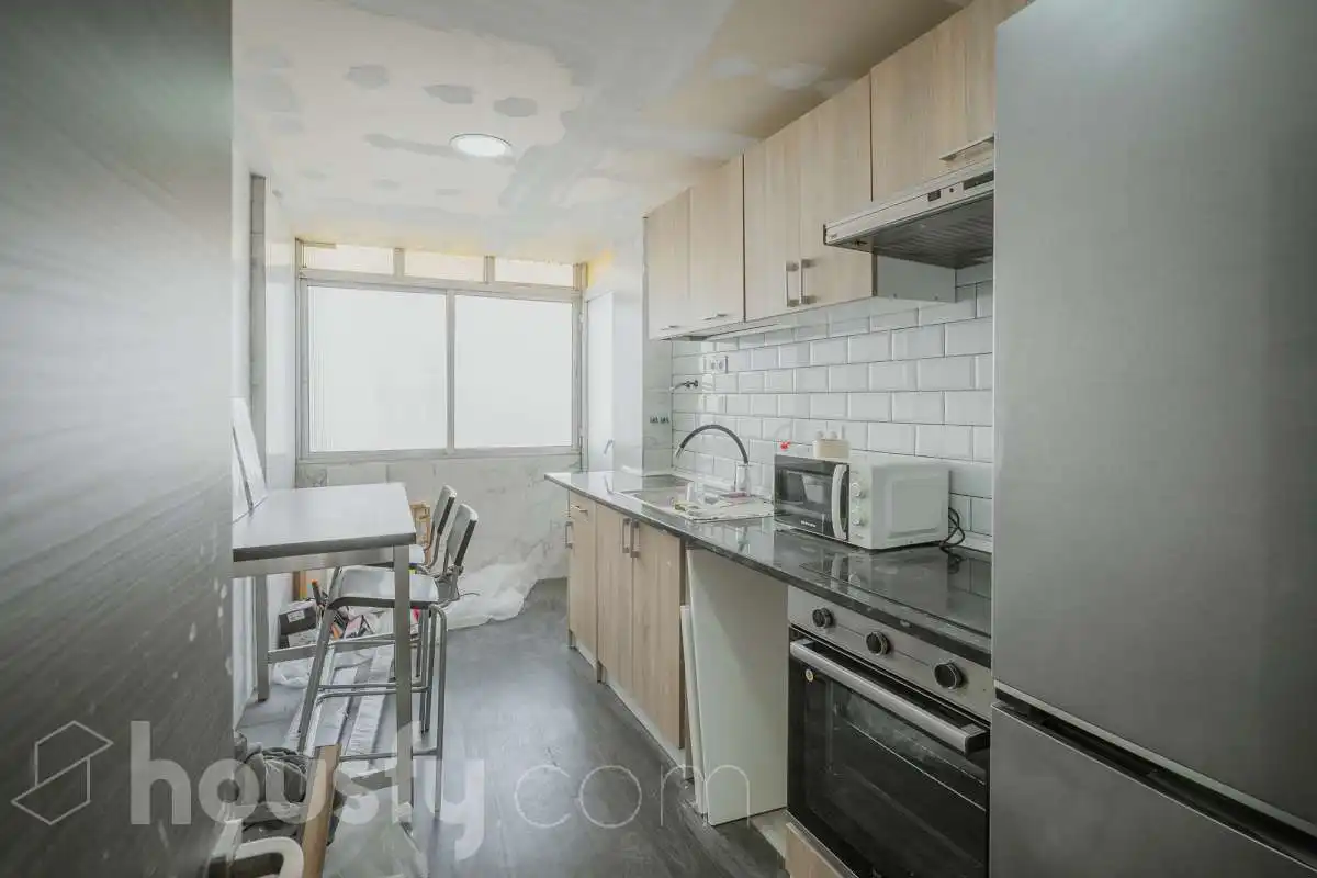 Kitchen of Flat for sale in Valladolid  with Air Conditioner and Terrace