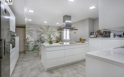 Kitchen of Flat for sale in Torrevieja  with Air Conditioner, Heating and Parquet flooring