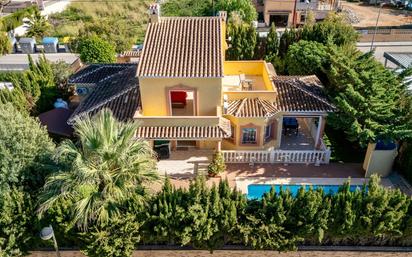 Vista exterior de Casa o xalet en venda en Calpe / Calp amb Aire condicionat, Terrassa i Piscina