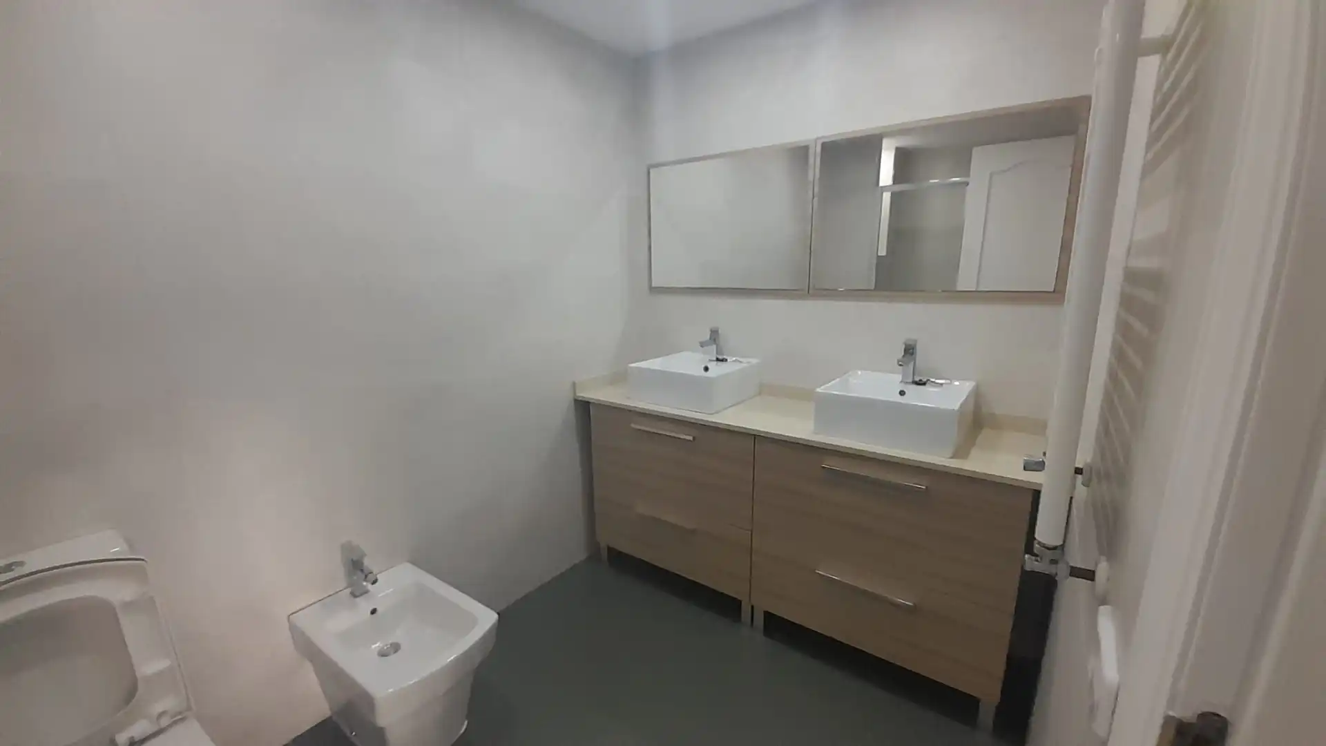 Baño de Dúplex en venta en Sant Boi de Llobregat con Calefacción