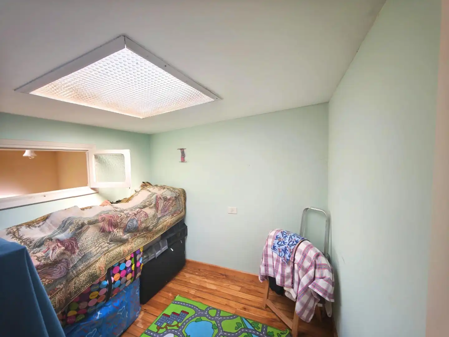 Habitación de Casa adosada en venta en Ortigueira con Trastero y Amueblado