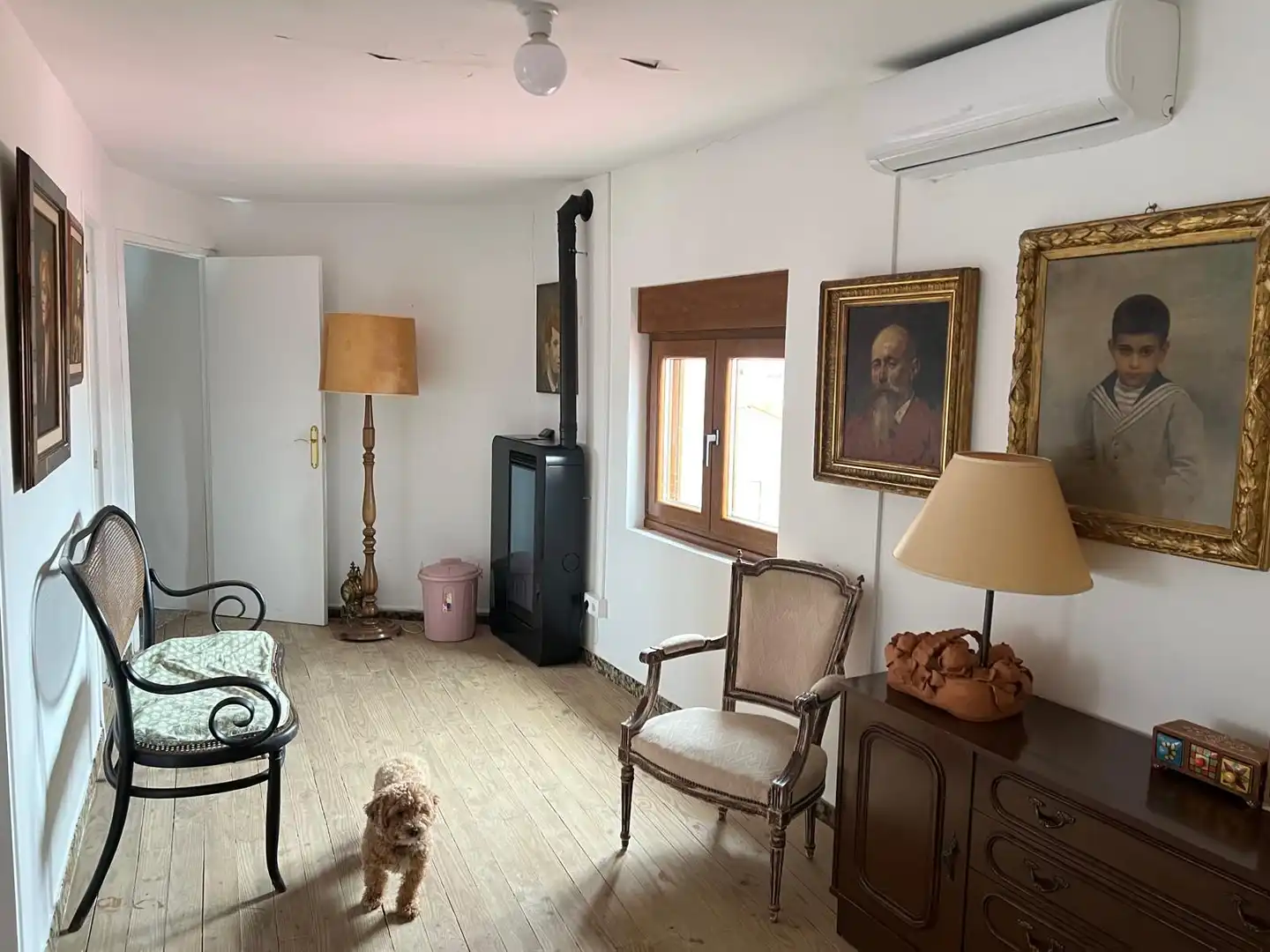 Sala de estar de Finca rústica en venta en Santa Cristina de la Polvorosa con Calefacción