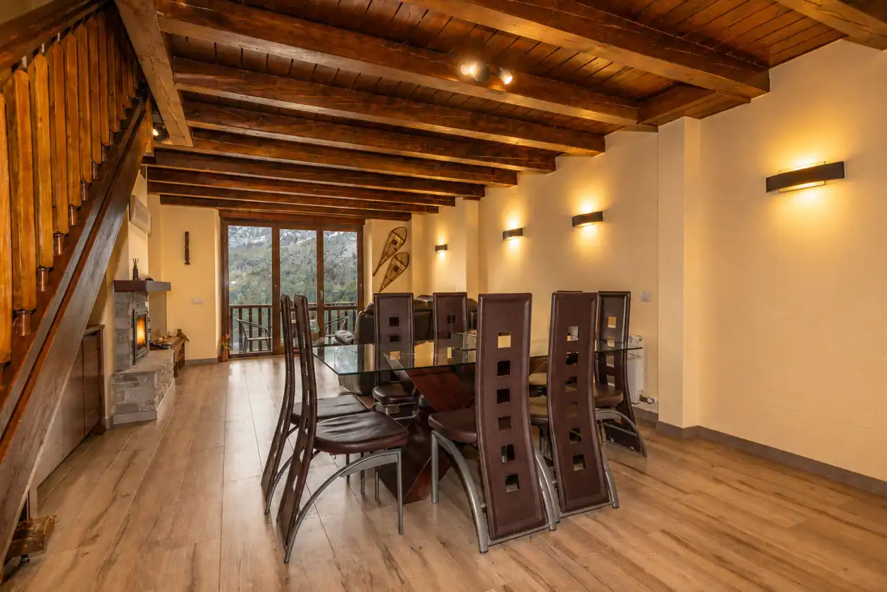 Comedor de Dúplex en venta en Vielha e Mijaran con Calefacción, Jardín privado y Parquet