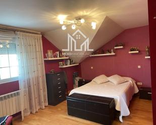 Dormitori de Casa adosada en venda en Seseña amb Aire condicionat