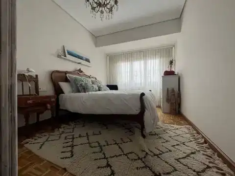 Schlafzimmer von Wohnung zur Miete in Vitoria - Gasteiz mit Heizung, Parkett und Möbliert