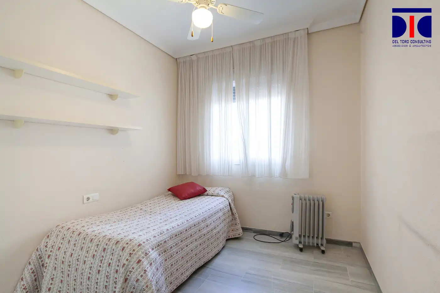 Habitación de Piso en venta en Sevilla con Aire acondicionado, Calefacción y Terraza