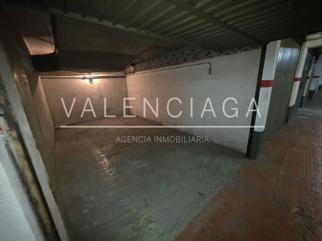 Garage for sale in Beasain
