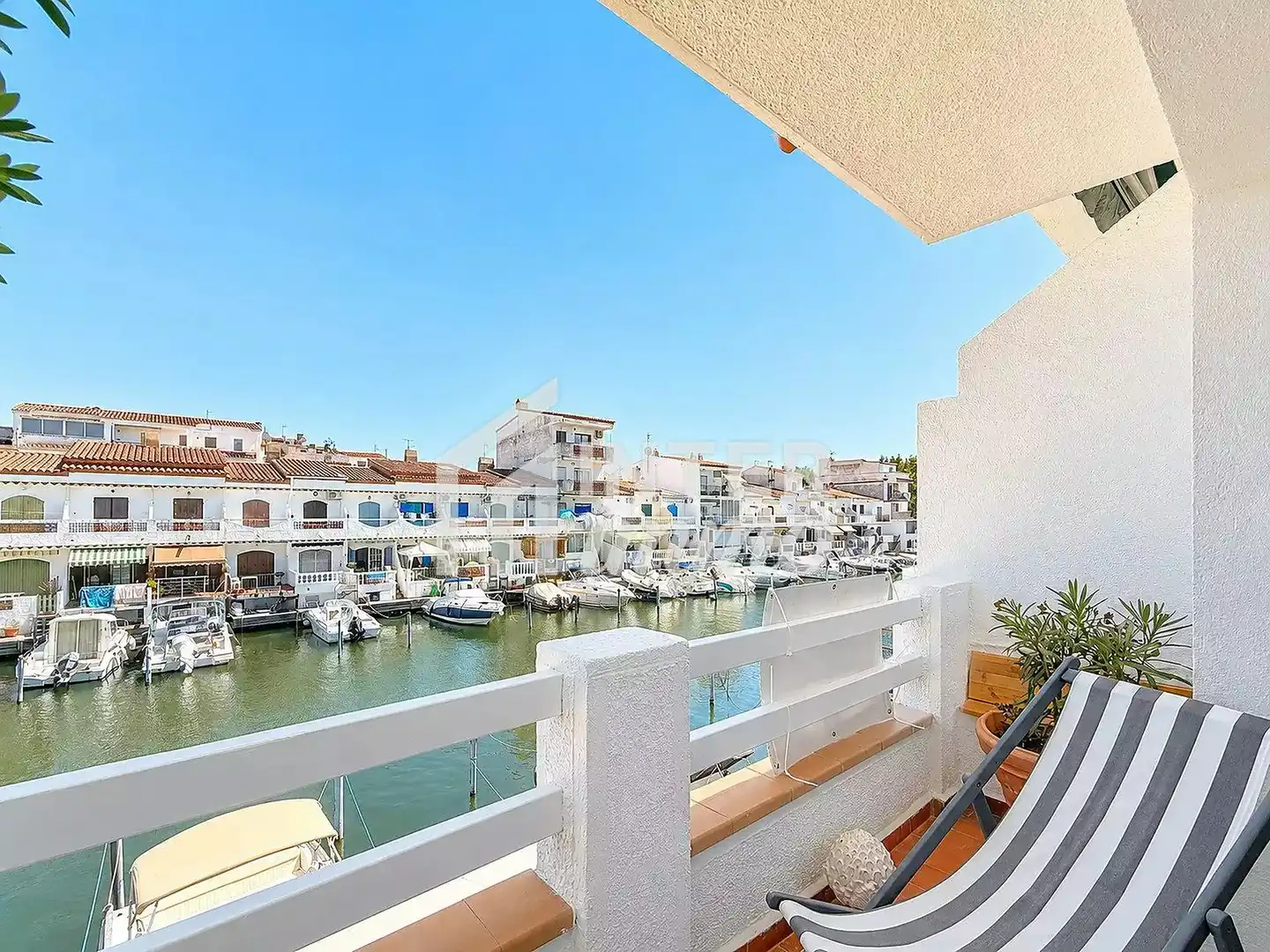 Studio for sale in PORTOFINO 17-19