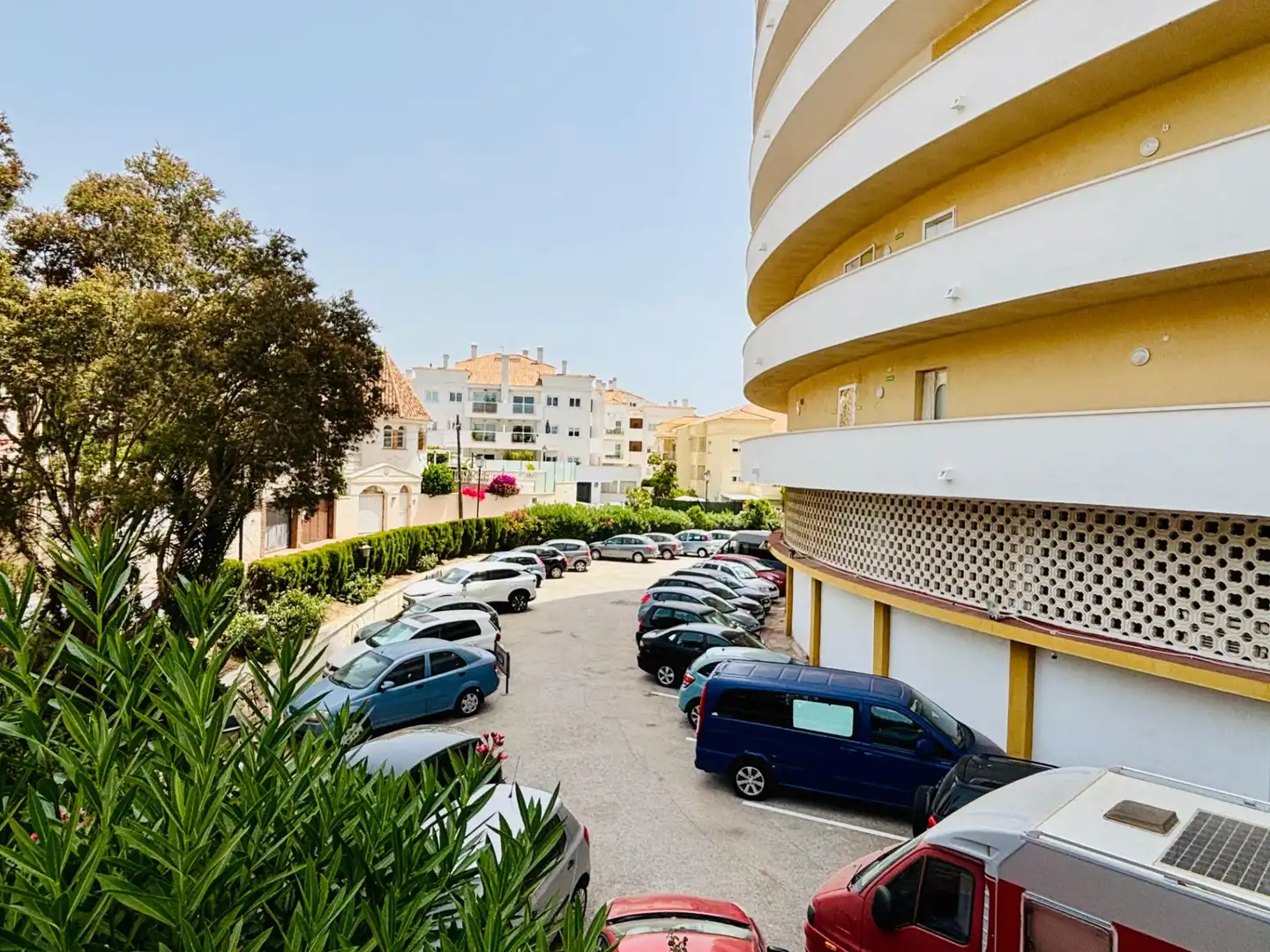 Aparcament de Apartament en venda en Fuengirola amb Aire condicionat, Calefacció i Terrassa