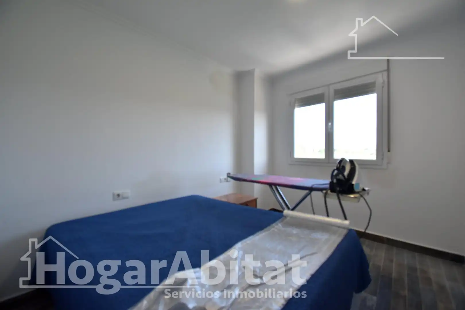 Dormitori de Casa adosada en venda en Guardamar de la Safor amb Terrassa, Traster i Balcó