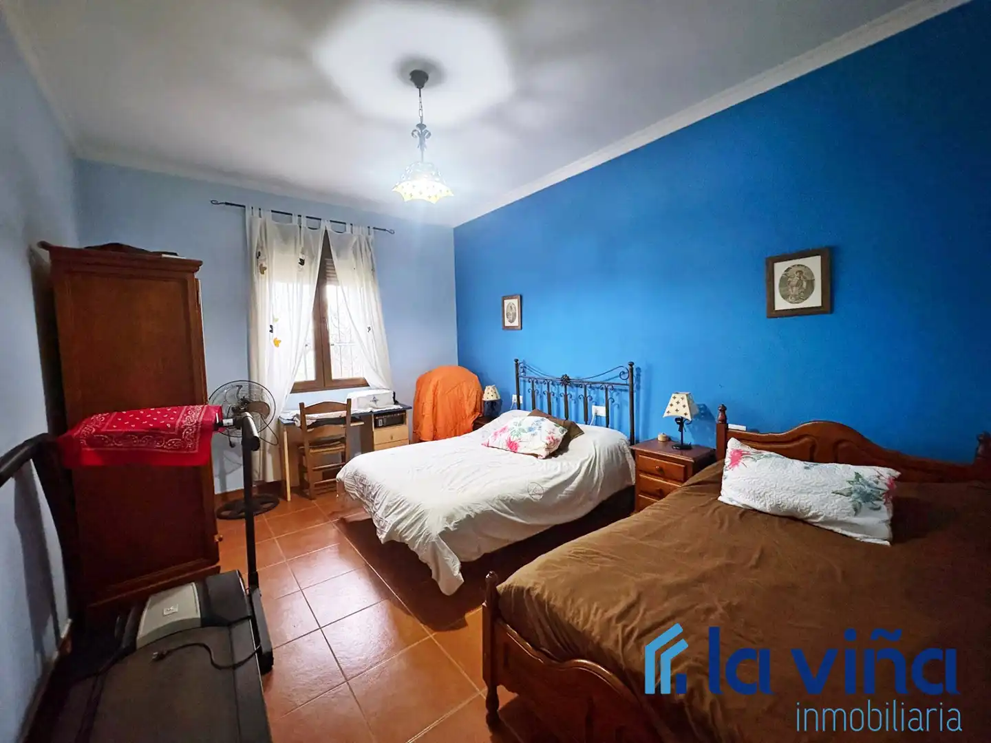 Habitación de Casa o chalet en venta en Los Corrales con Aire acondicionado y Amueblado