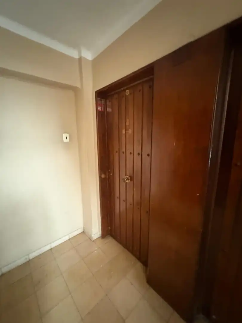 Piso con terraza en venta en Passatge Pic d'Aneto, imagen 3