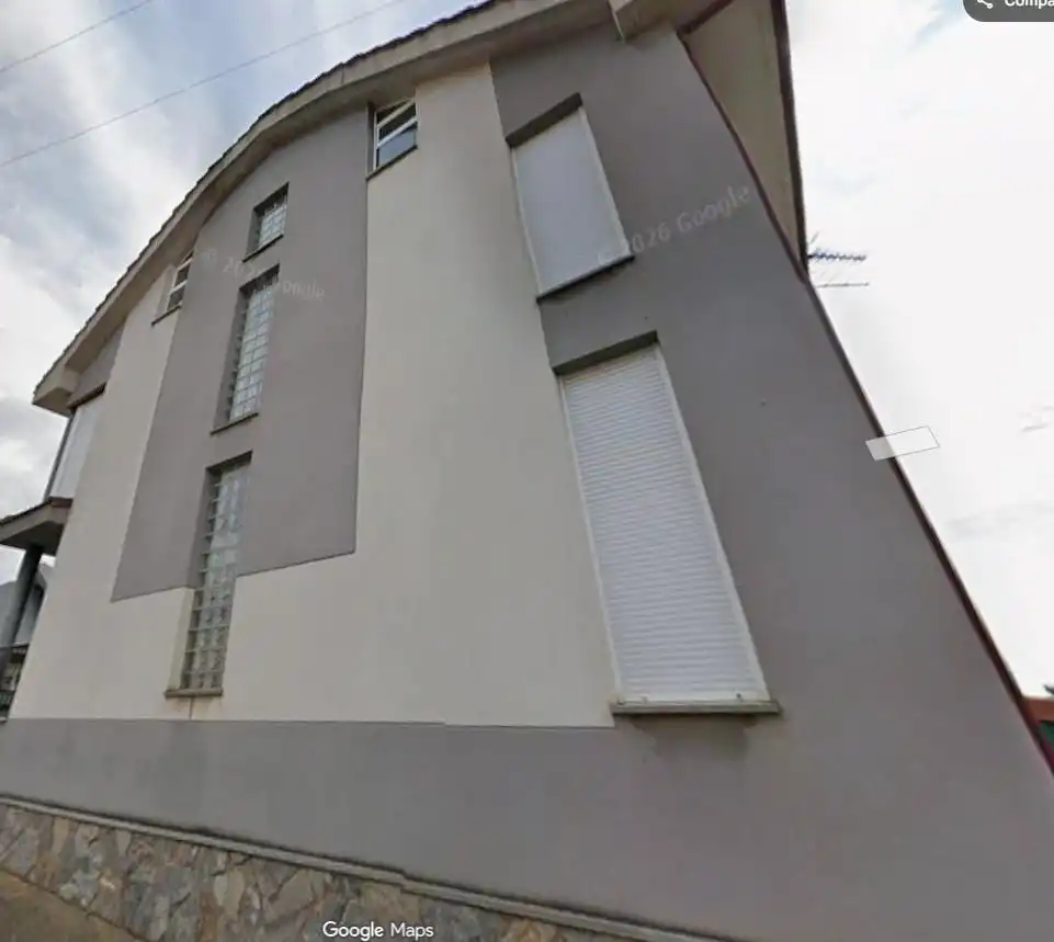 Vista exterior de Casa adosada en venta en Sariegos con Calefacción, Jardín privado y Terraza