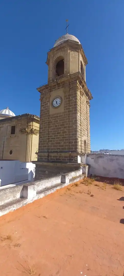 Vista exterior de Casa o xalet en venda en Chiclana de la Frontera
