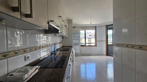Photo 2 of Flat for rent in Universidad, Ourense Capital