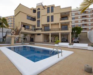 Piscina de Casa o xalet en venda en  Santa Cruz de Tenerife Capital amb Terrassa, Piscina i Piscina comunitària