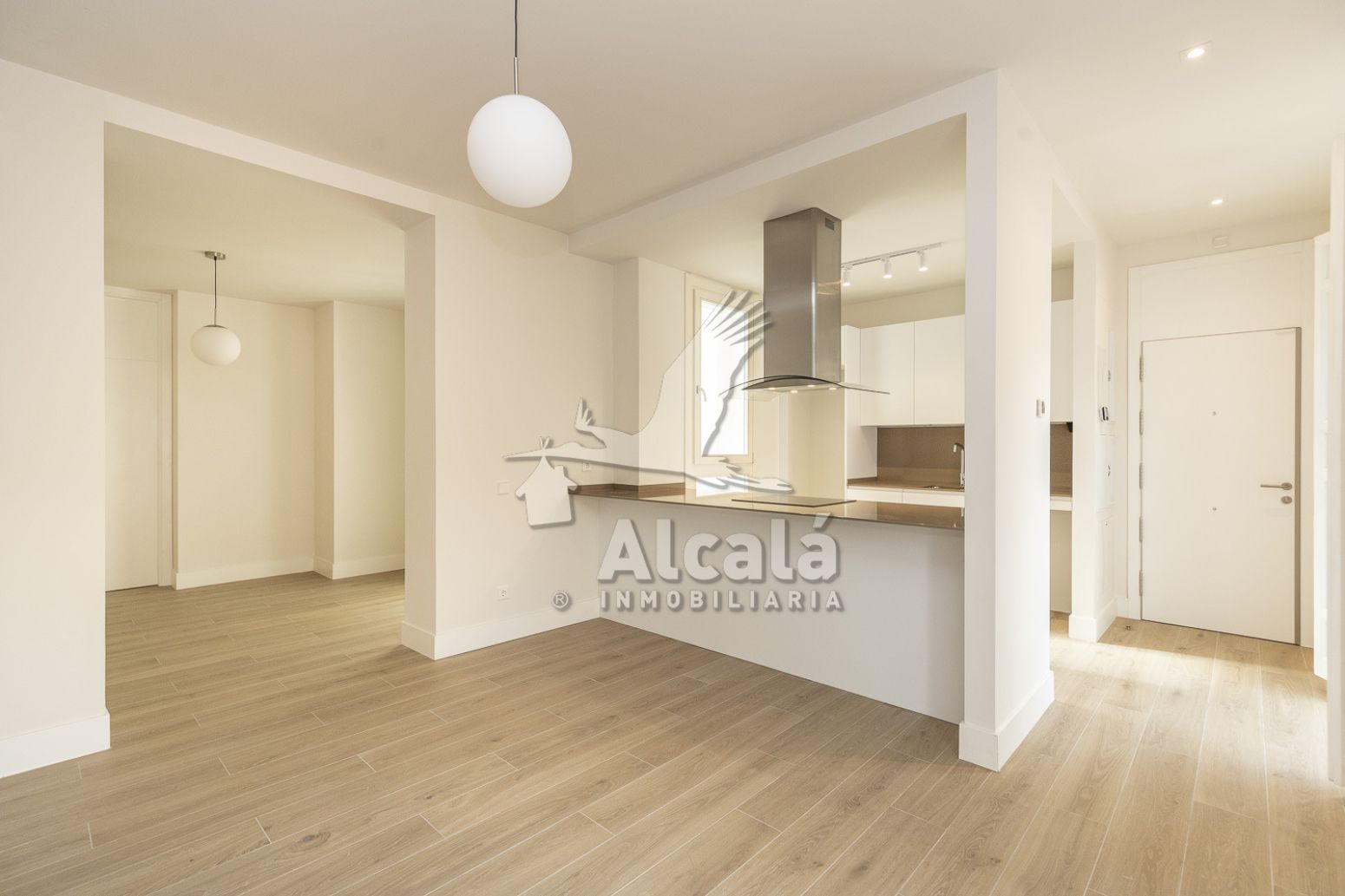 Cuina de Pis en venda en Alcalá de Henares amb Calefacció i Balcó