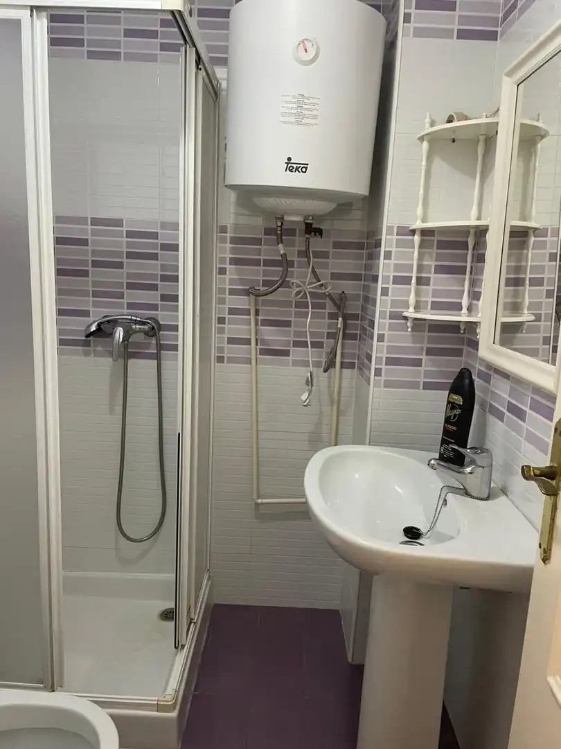 Bany de Apartament en venda en Torremolinos amb Terrassa