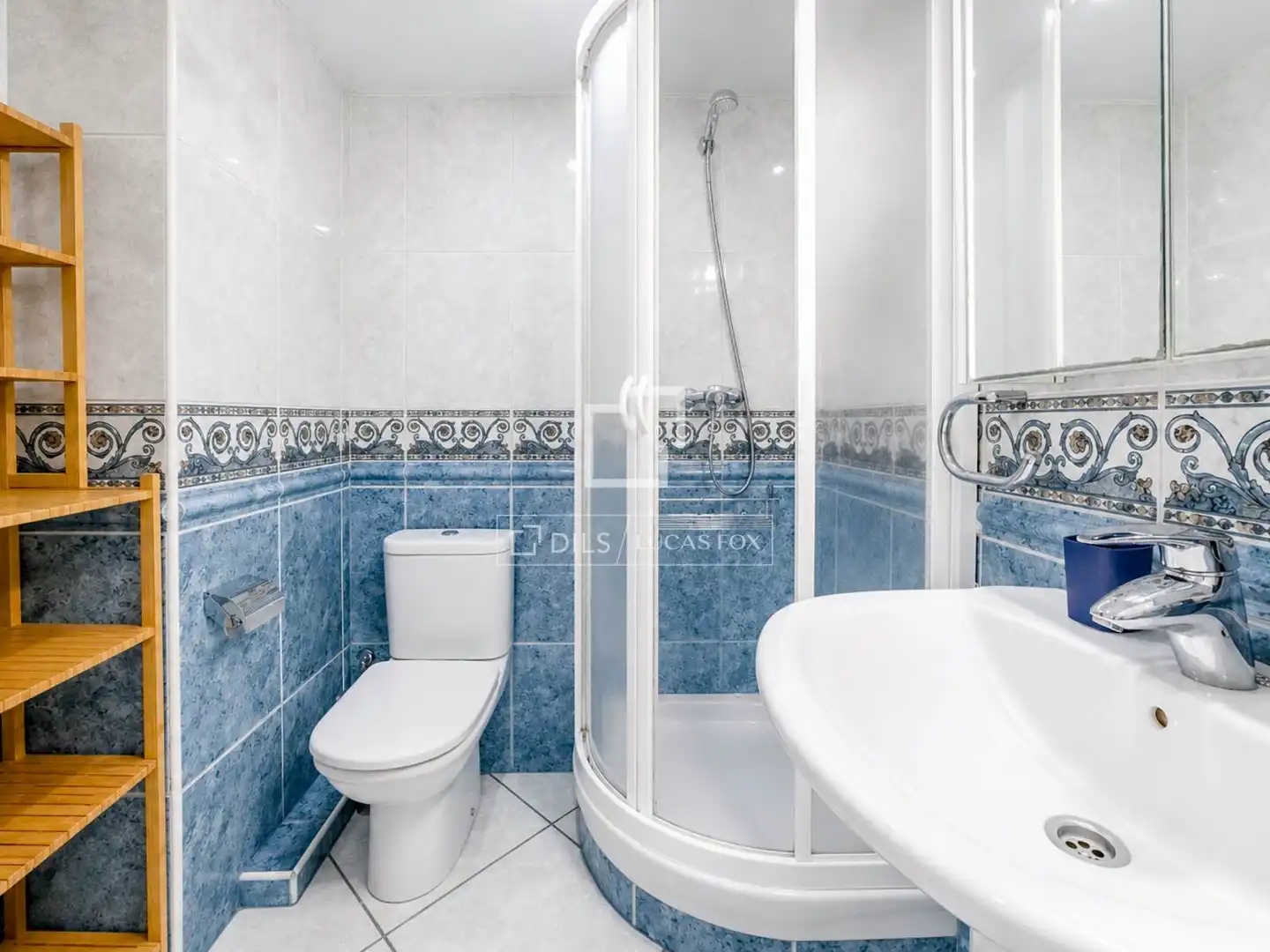 Bathroom of Flat for sale in Sant Pere de Ribes  with Air Conditioner, Heating and Private garden