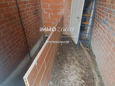 Local comercial en venda a Miquel Martí i Pol